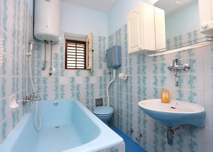 With Wifi - 17766 Split